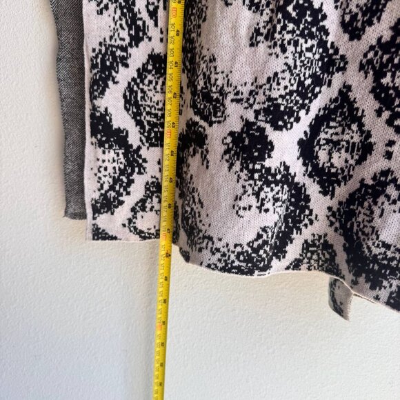 For Thee Long Snake Print Cardigan with Front Patch Pockets – Size S - Picture 7 of 8